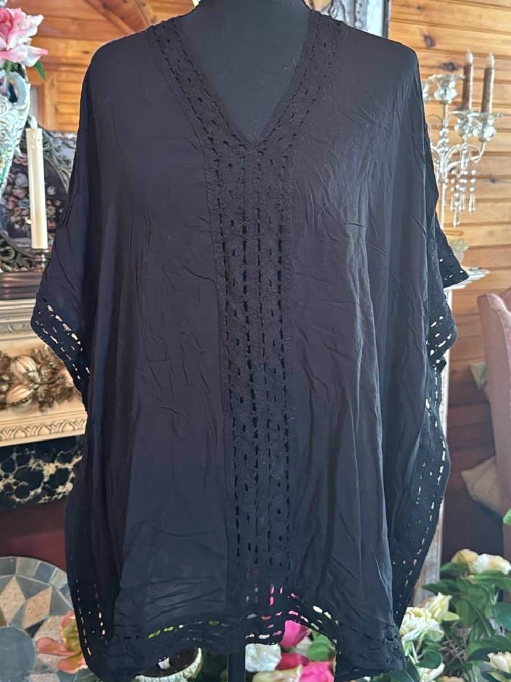 Liz Lange Black V-Neck Crochet-Panel Tunic